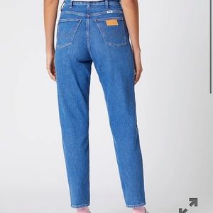 Wrangler Mom Jeans